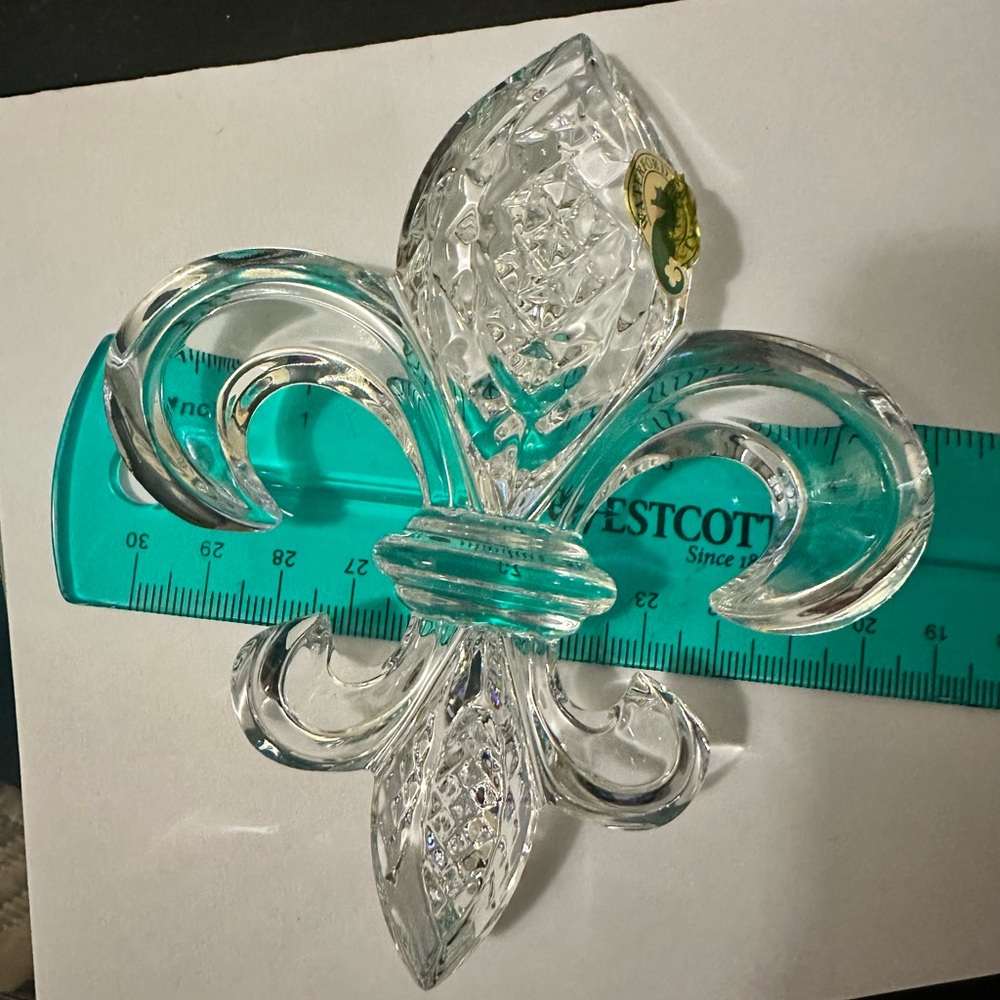 Waterford fleur-de-lis ⚜️ clear cut crystal Paperweight - Picture 3 of 5